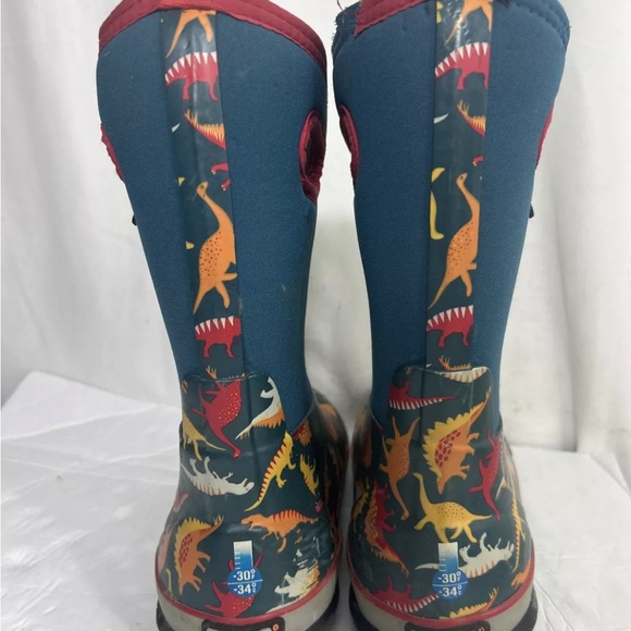 Bogs K Classic Youth Size 5 Dino Rain Boot Pull On waterproof Flaw - Picture 11 of 15